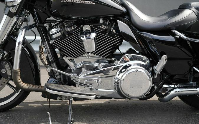2017 Harley-Davidson FLHXS - Street Glide Special