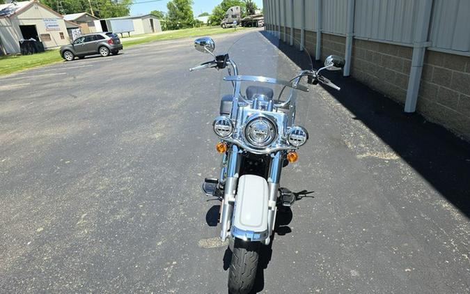 2024 Harley-Davidson Softail FLHCS - Heritage Classic