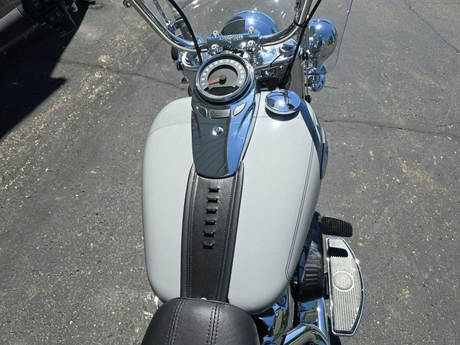 2024 Harley-Davidson Softail FLHCS - Heritage Classic