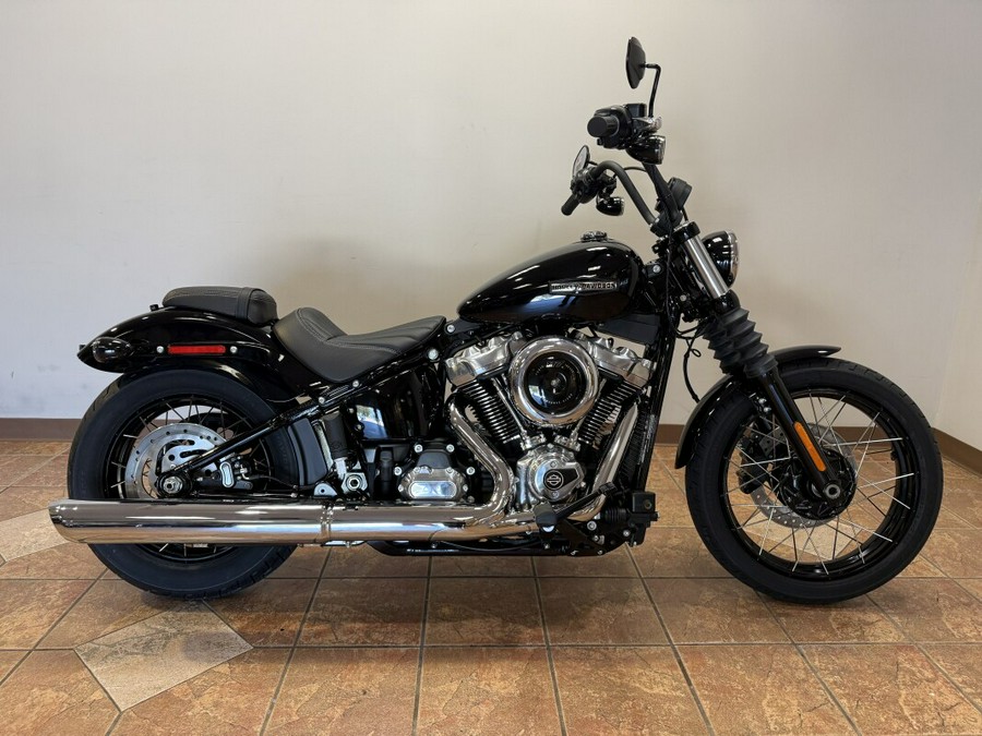 2025 FXBB Street Bob®