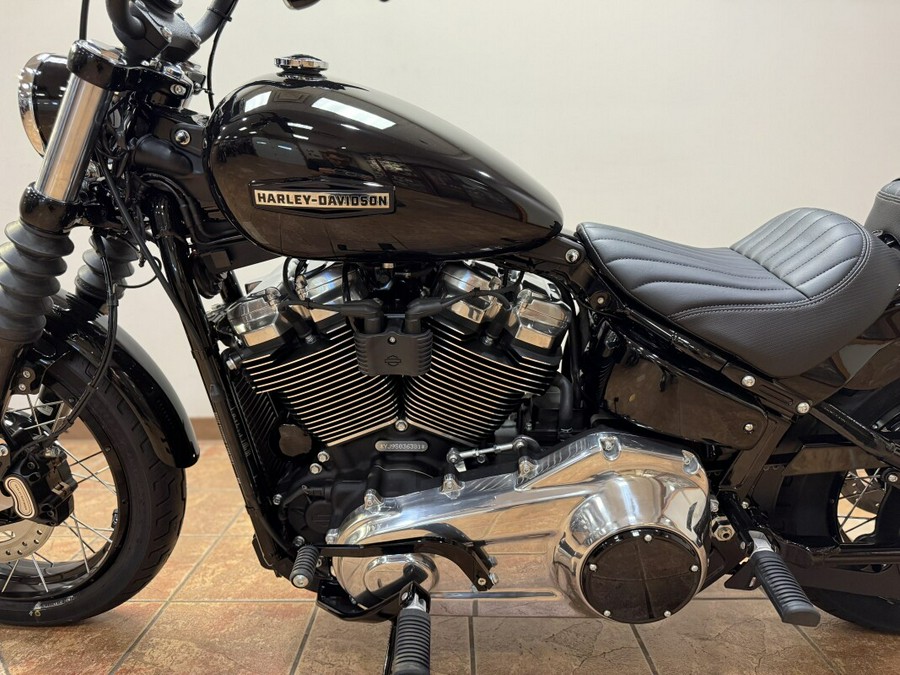 2025 FXBB Street Bob®