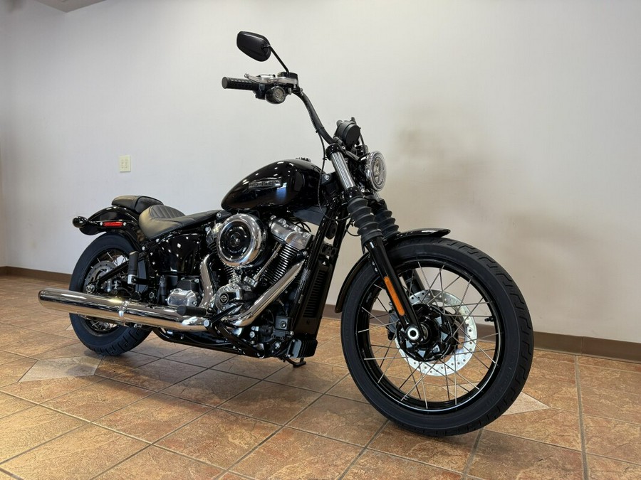 2025 FXBB Street Bob®