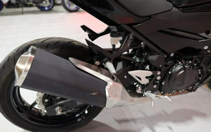 2022 Kawasaki Z400 ABS