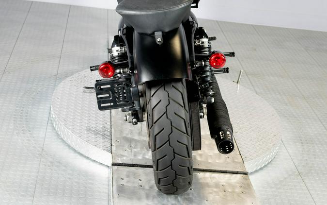 2022 Harley-Davidson Iron 883 XL883N
