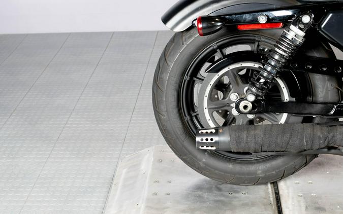 2022 Harley-Davidson Iron 883 XL883N