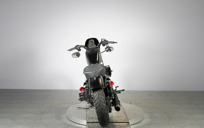 2022 Harley-Davidson Iron 883 XL883N