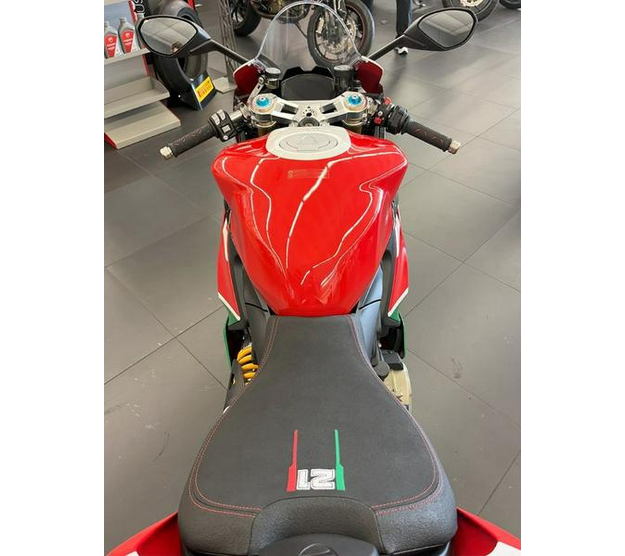 2025 Ducati Panigale V2 Bayliss 1st Championship Livery