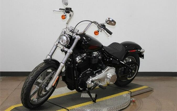 2023 Harley-Davidson Softail Standard Vivid Black