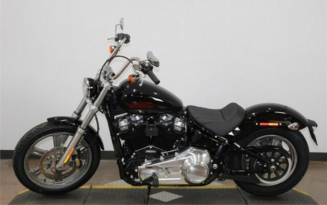 2023 Harley-Davidson Softail Standard Vivid Black