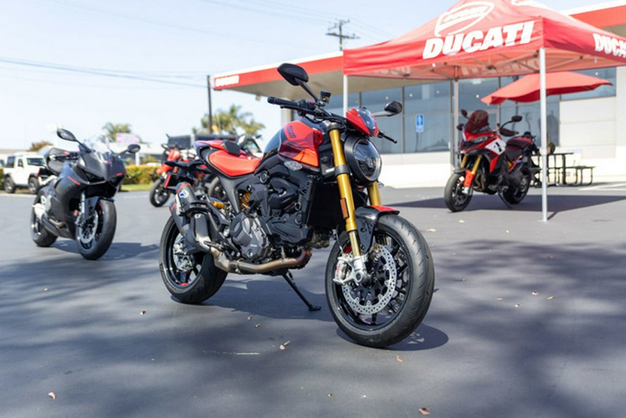 2025 Ducati Monster SP