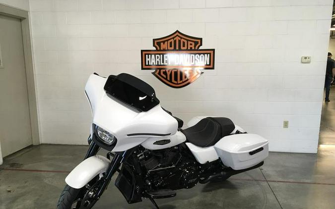 2024 Harley-Davidson® FLHX - Street Glide®