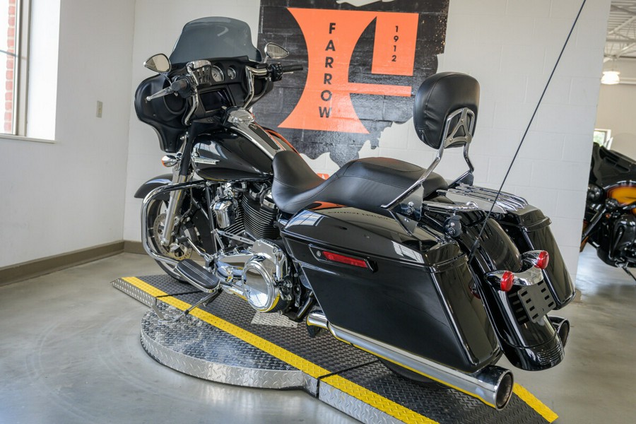 2019 Harley-Davidson Street Glide Grand American Touring FLHX