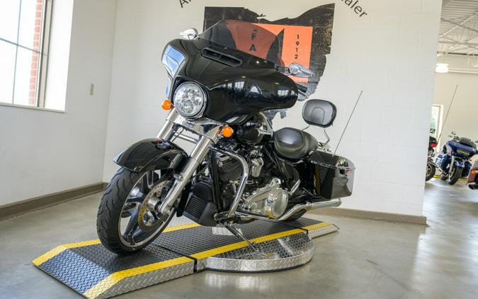 2019 Harley-Davidson Street Glide Grand American Touring FLHX