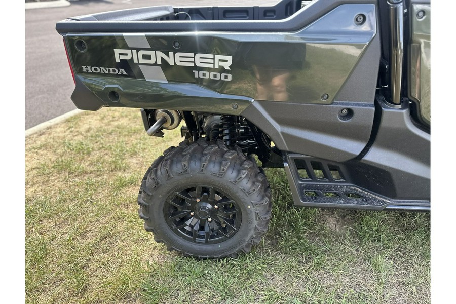 2024 Honda PIONEER 1000 DELUXE