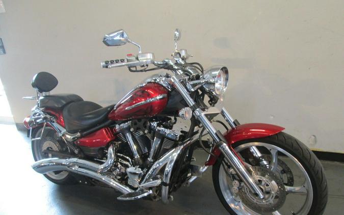 2008 Yamaha Raider® S Candy Red w/Flames