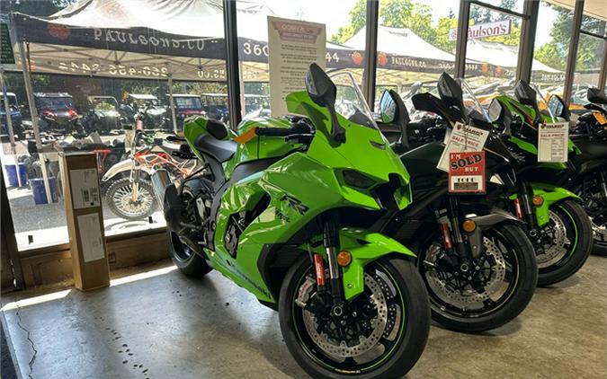 2023 Kawasaki Ninja® ZX™-10RR Base