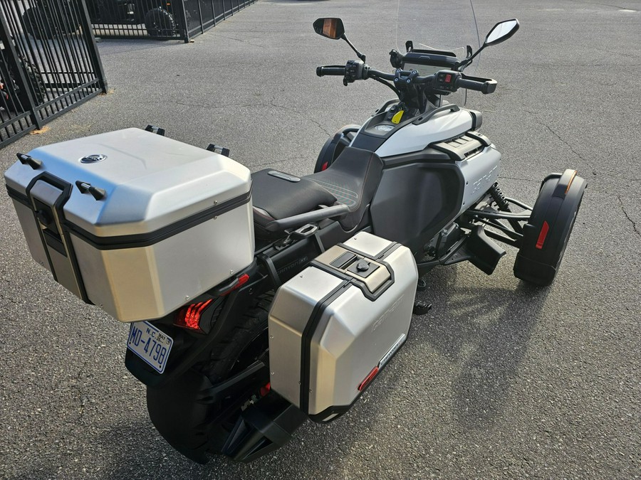 2025 Can-Am Canyon XT