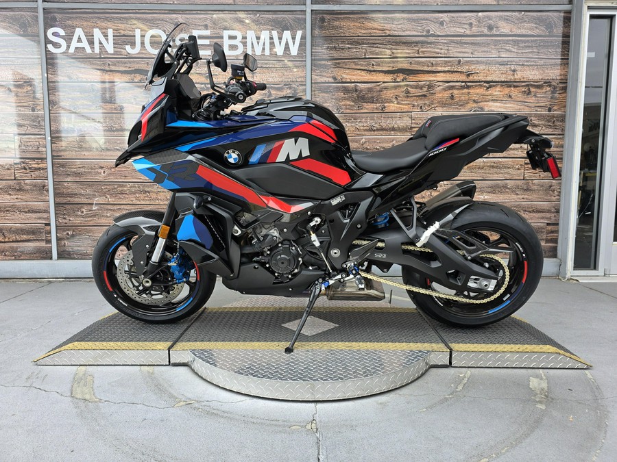 2026 BMW M 1000 XR