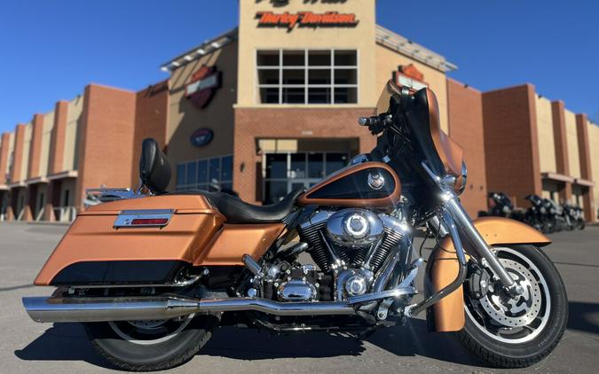 2008 Harley-Davidson® Street Glide® FLHX ANN COPPER/BLK 604380