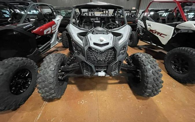 2024 Can-Am® Maverick X3 RS Turbo Catalyst Gray