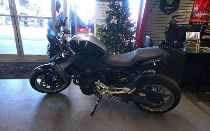 2021 BMW F 900 R Black Storm Met.