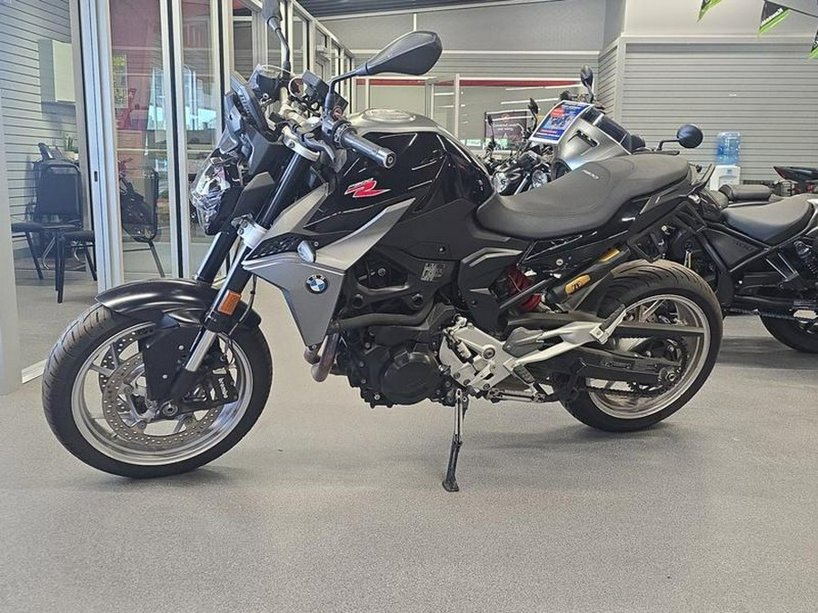2021 BMW F 900 R Black Storm Met.