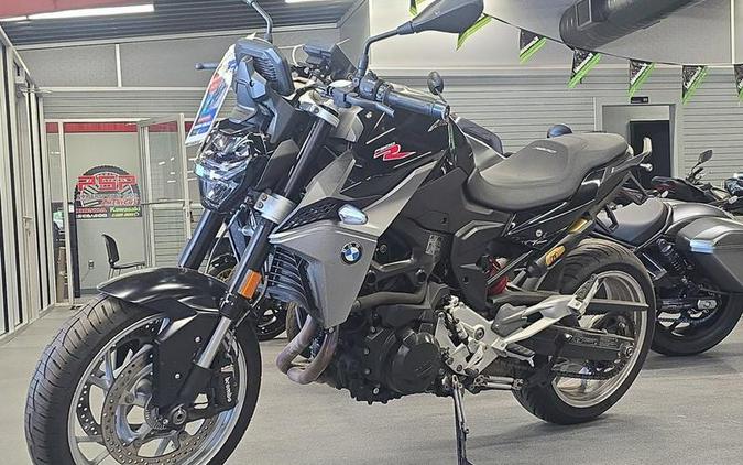 2021 BMW F 900 R Black Storm Met.
