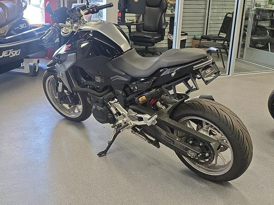 2021 BMW F 900 R Black Storm Met.