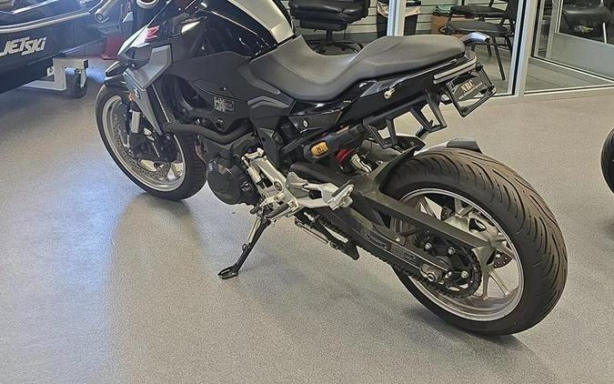 2021 BMW F 900 R Black Storm Met.