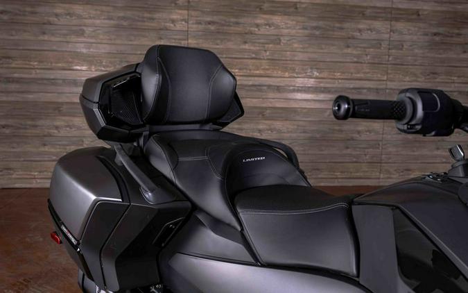 2026 Spyder RT Limited Dark - Can-Am