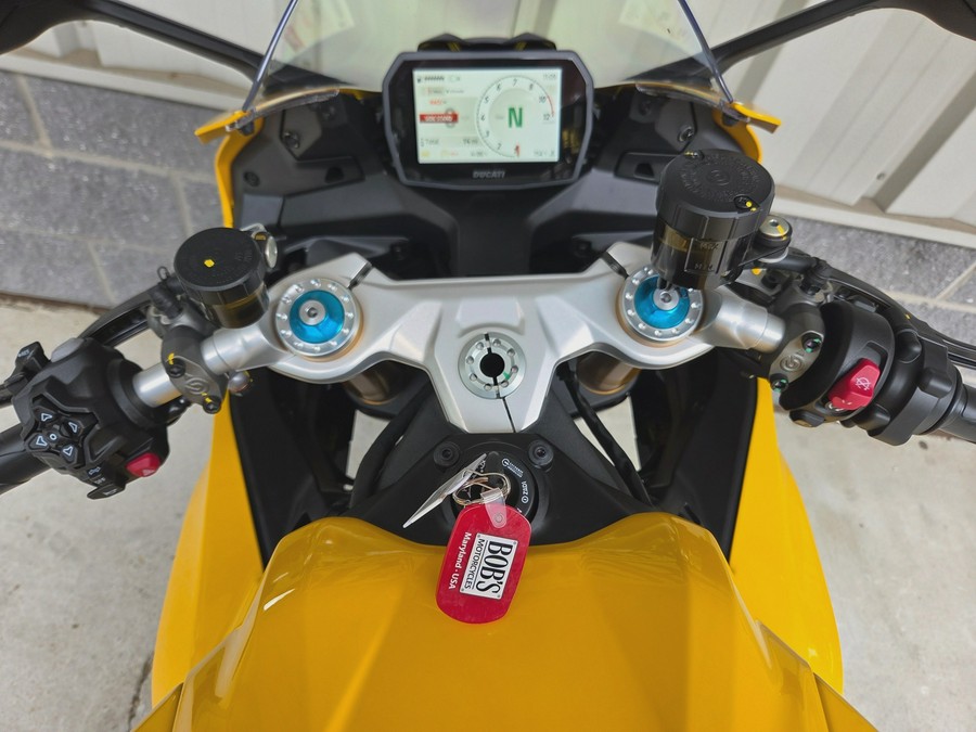 2026 DUCATI Panigale V2 S