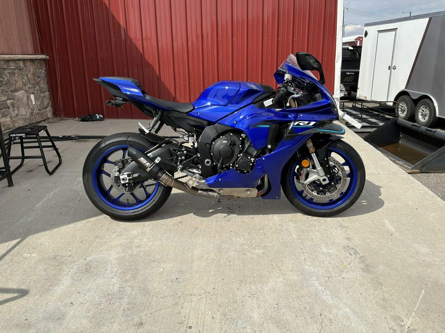 2026 Yamaha YZF-R1