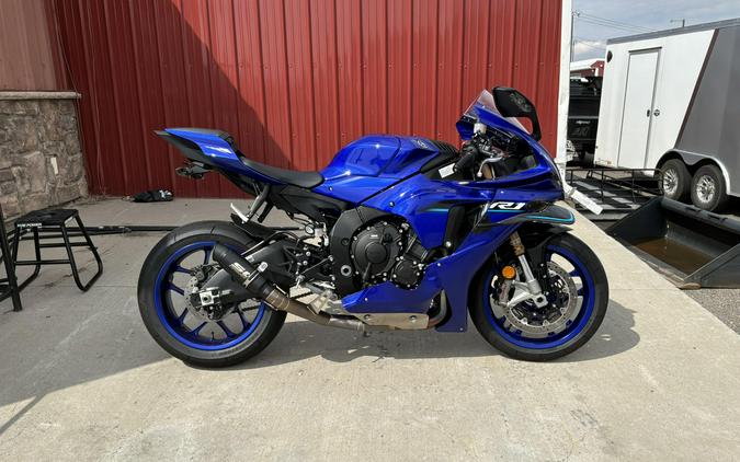2026 Yamaha YZF-R1
