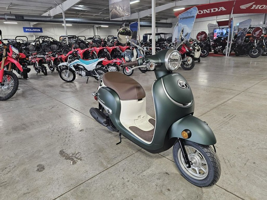 2024 Honda Metropolitan Base