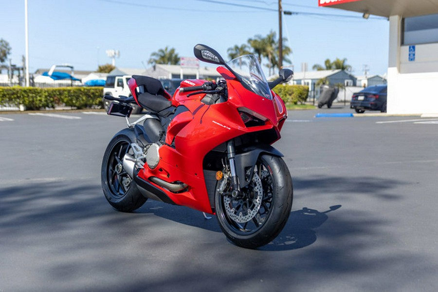 2025 Ducati PANIGALE V2