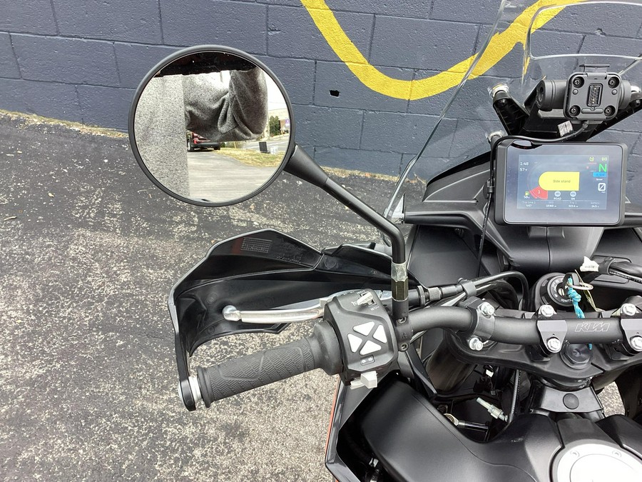 2023 KTM 890 Adventure