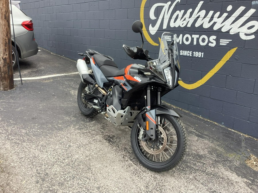 2023 KTM 890 Adventure