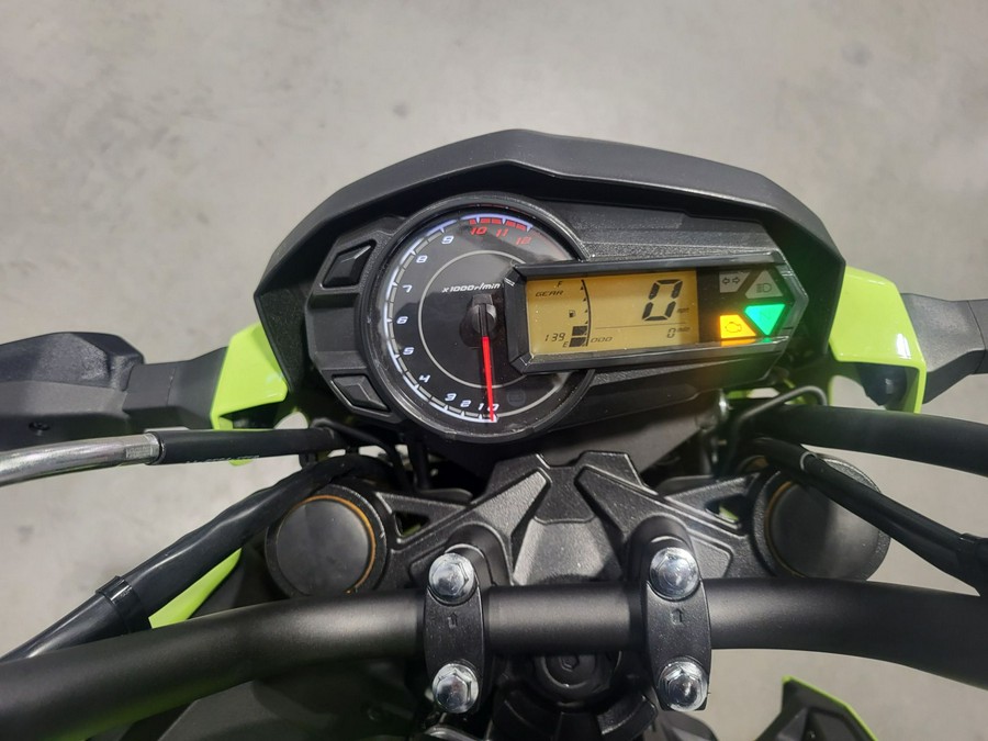 2026 Kawasaki Z125 Pro