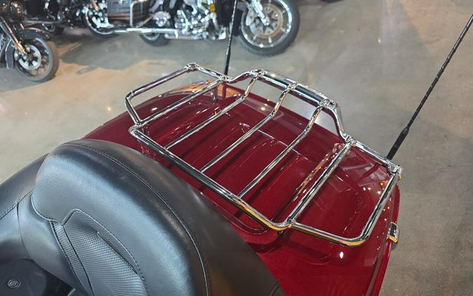 FLTRUSE 2016 CVO™ Road Glide® Ultra