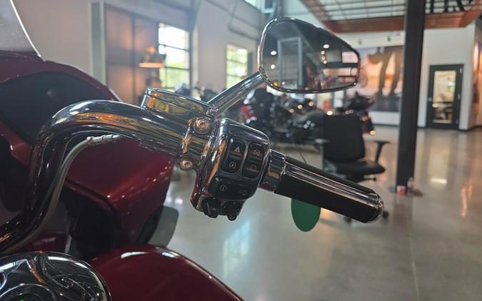 FLTRUSE 2016 CVO™ Road Glide® Ultra