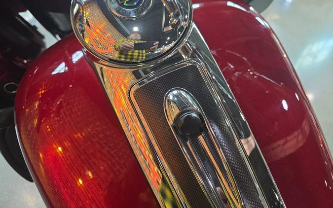 FLTRUSE 2016 CVO™ Road Glide® Ultra