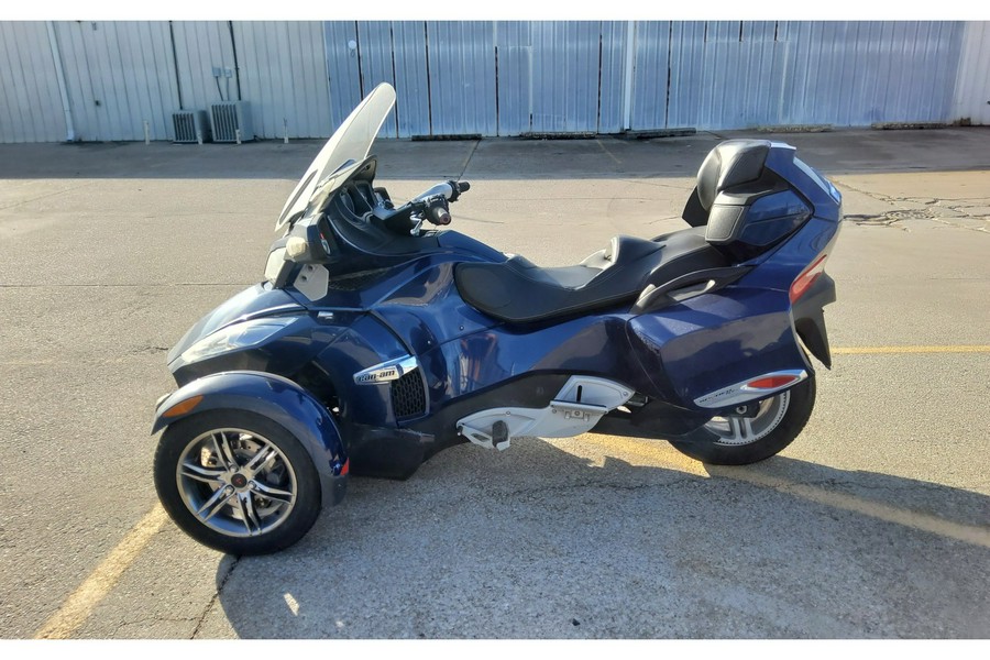 2010 Can-Am SPYDER RT