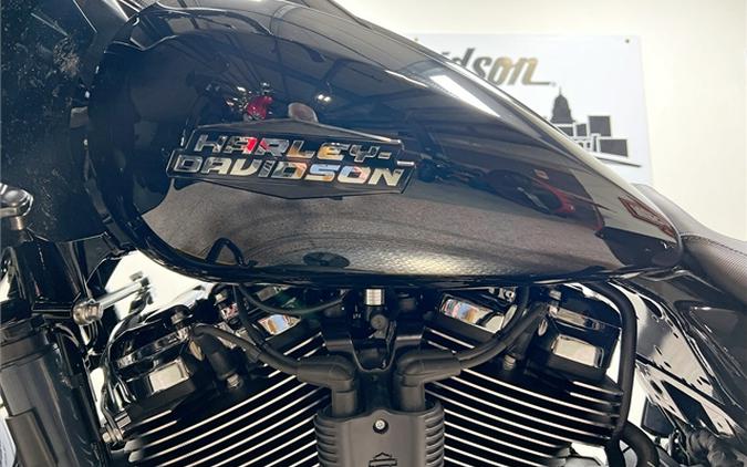 2024 Harley-Davidson Road Glide FLTRX VIVID BLACK & BLK TRIM.