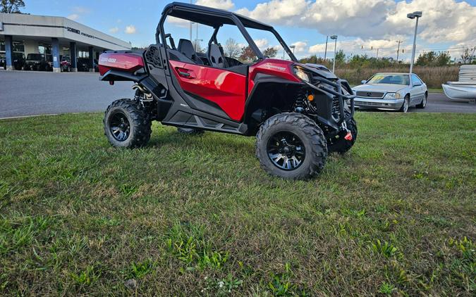 2025 Can-Am Commander XT 700