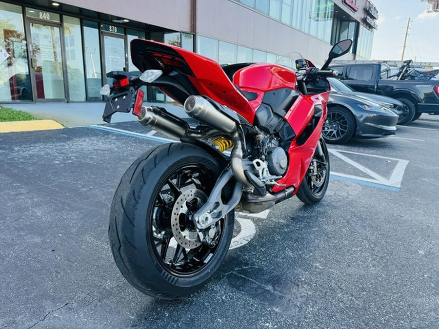 2026 Ducati Panigale V2