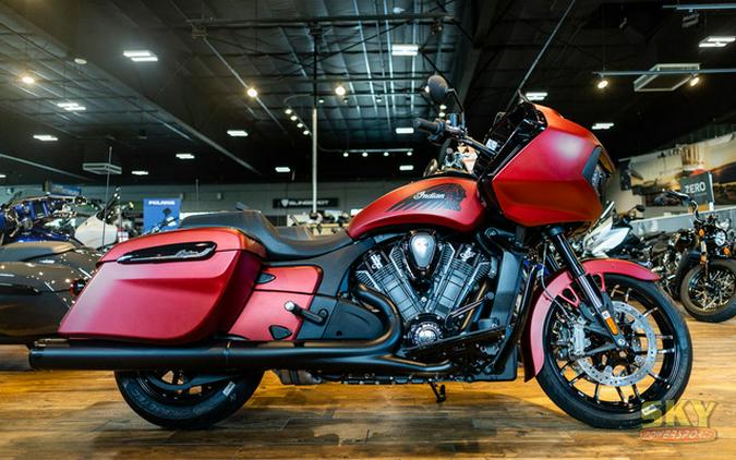 2024 Indian Challenger Dark Horse Sunset Red Smoke