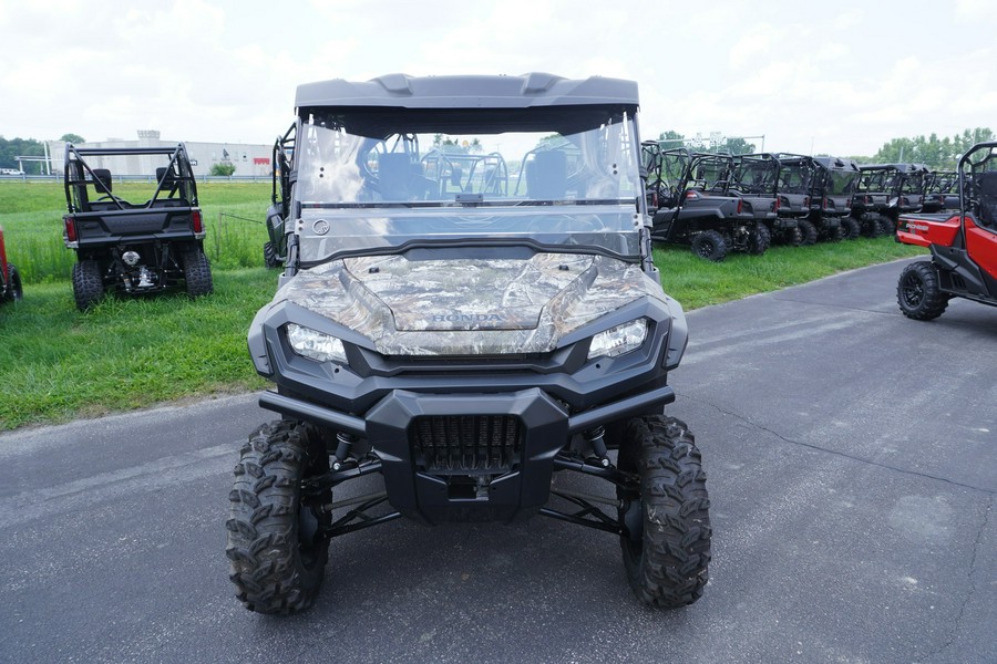 2025 Honda PIONEER 1000-6 DELUXE