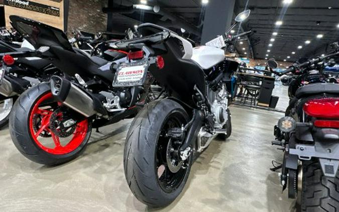 2026 CFMOTO 675NK