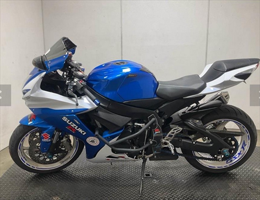 2013 Suzuki GSX-R600™