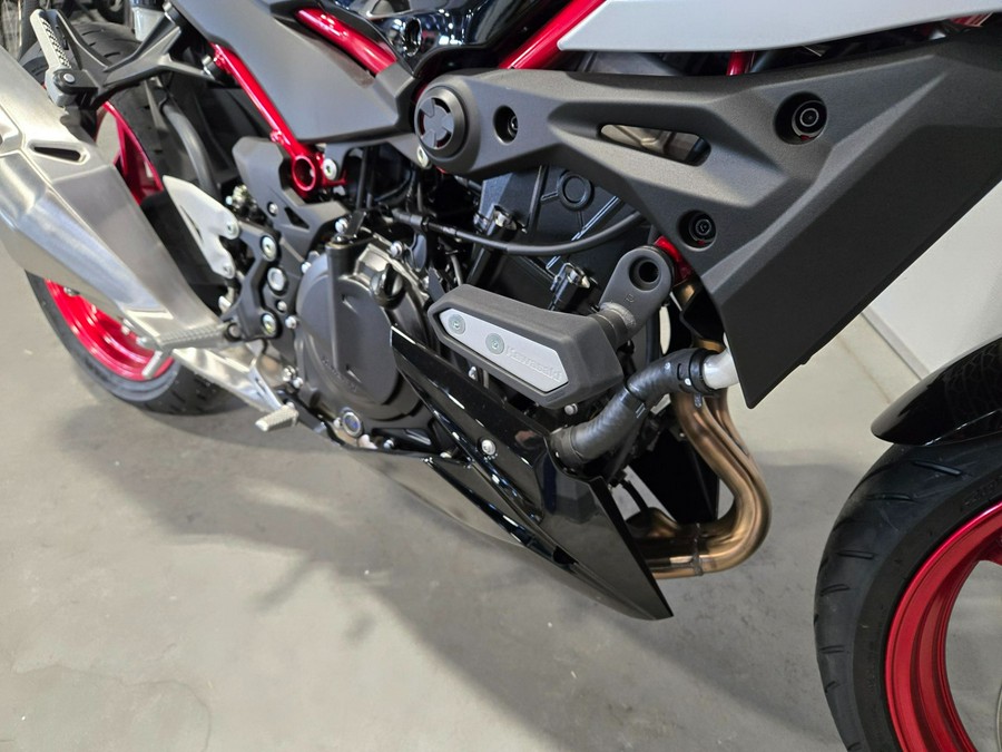 2026 Kawasaki Z500 SE ABS